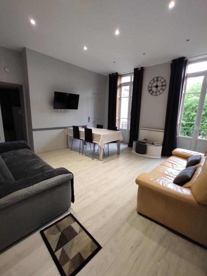Apartament Agreable T2 Au Centre De Luchon Bagnères-de-Luchon Zewnętrze zdjęcie